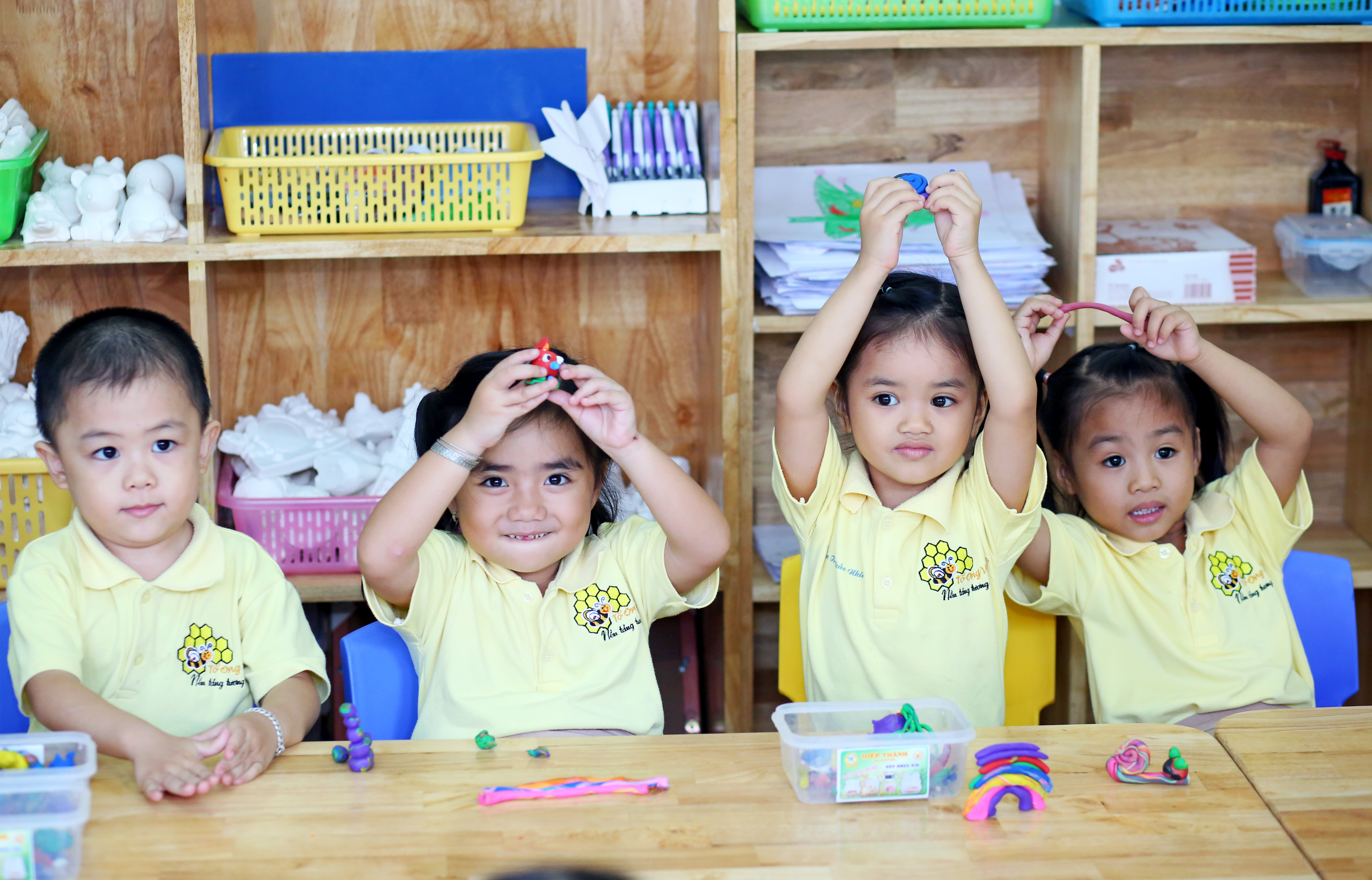 Chương trình mới "Happy Saturday" dành cho học sinh tiểu học tại Tổ Ong Vàng